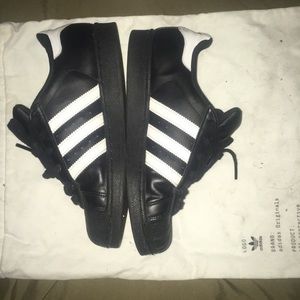 Black and White Super stars